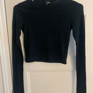Wilfred free long sleeve crop top